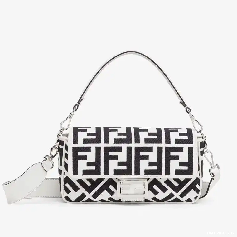 Cheap Bag Medium FF Canvas Fendi Black Motif Baguette In White 0511